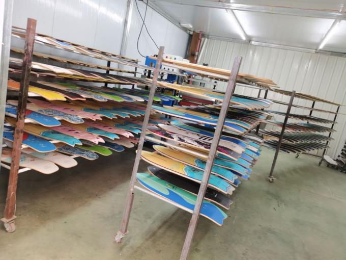 New Design Wholesale 7 Ply Maple Land Cruiser Surfskate Skateboard