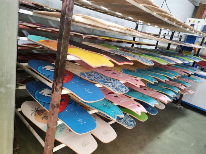 New Design Wholesale 7 Ply Maple Land Cruiser Surfskate Skateboard
