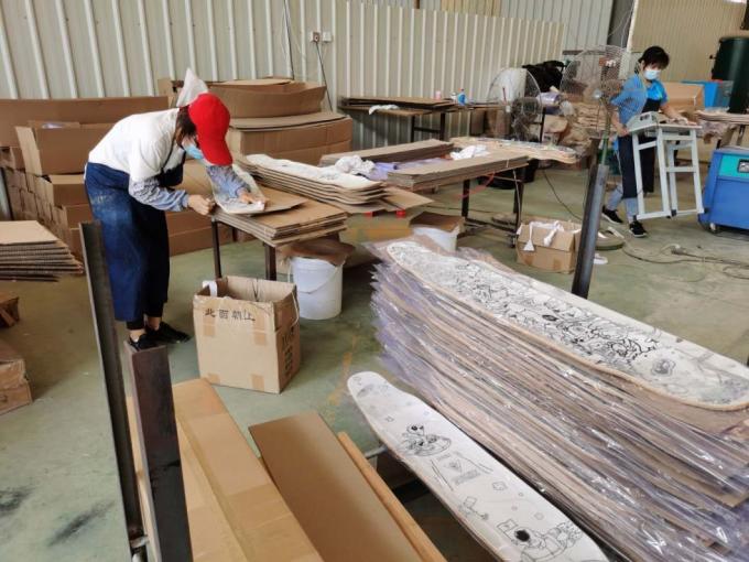 New Design Wholesale 7 Ply Maple Land Cruiser Surfskate Skateboard